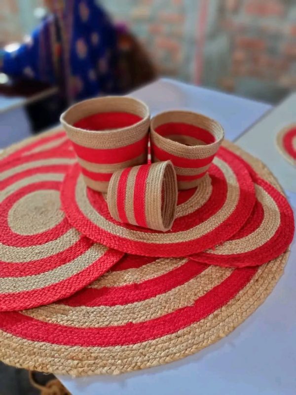 Traditional Rajasthani Block Print, King Size with Pillow Covers - Image 3